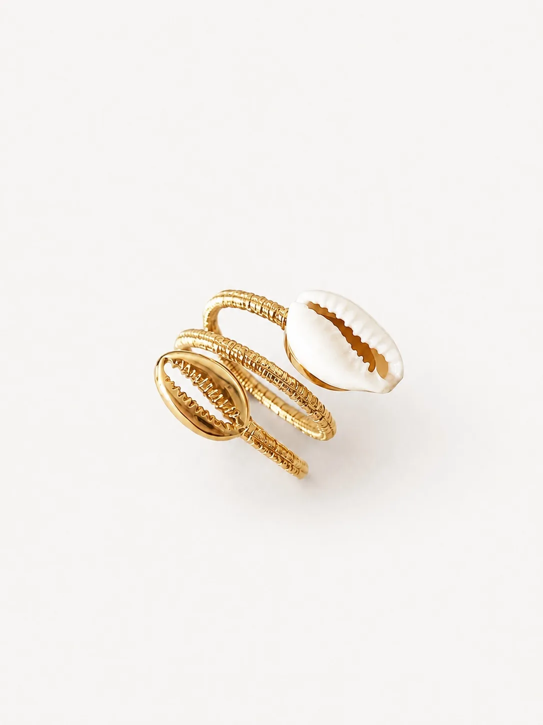 Anillo Cauri con concha y doble aro